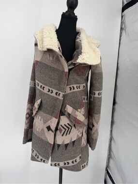Me Jane Taupe Multi Aztec Sherpa-Collar‎ Trench Coat